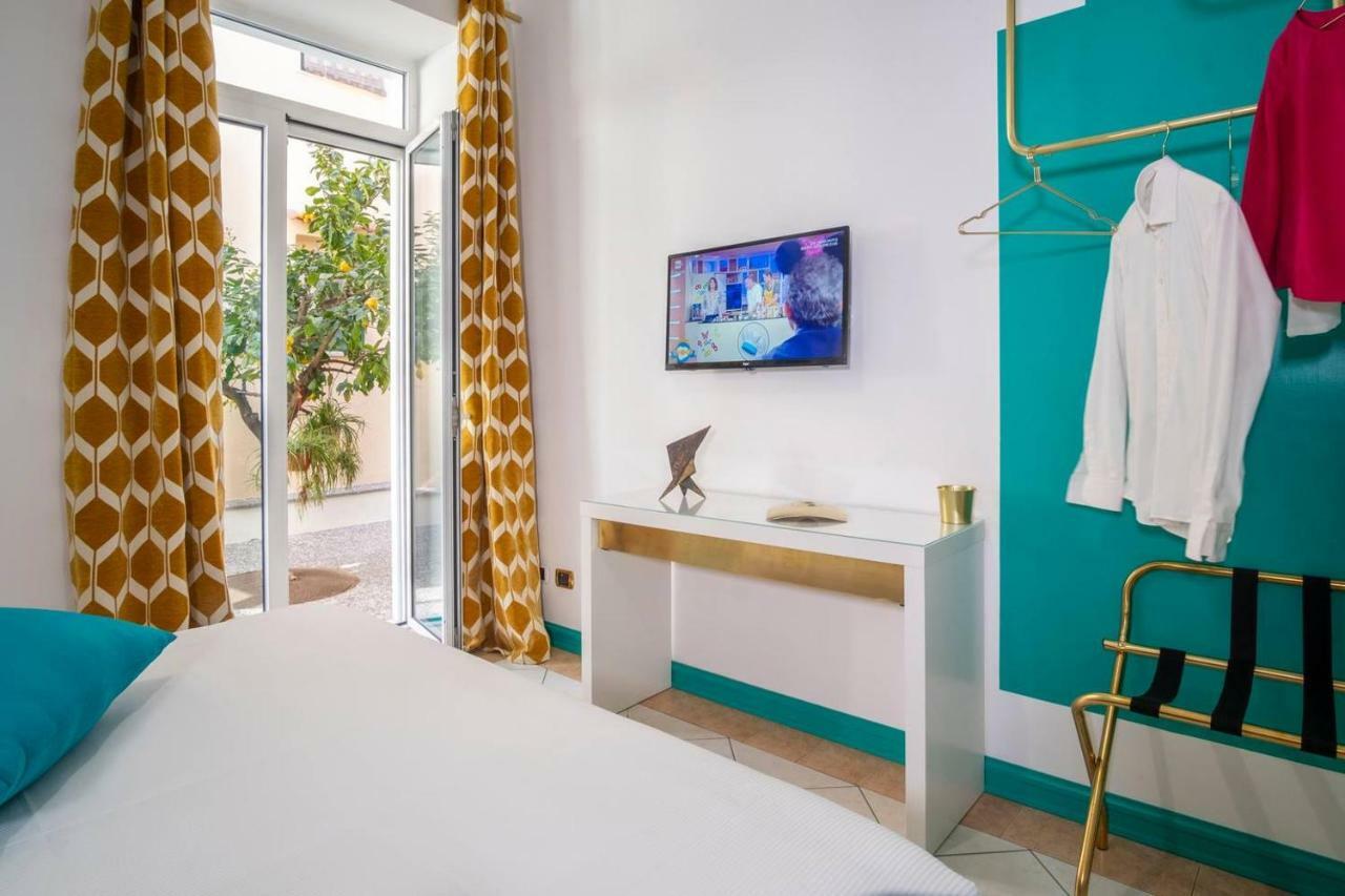 Maison M. - Luxury Apartment In Piazza Tasso Península Sorrentina Exterior foto